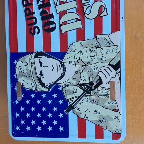 Vintage set of 2 Support Operation Desert Storm Booster collectible car plates - Picture 2 of 8